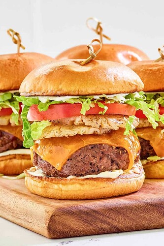 Red-Robin-Banzai-Burger-Pin-1
