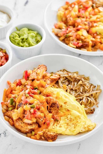 Dennys-Chicken-Fajita-Breakfast-Skillet-Pin-2