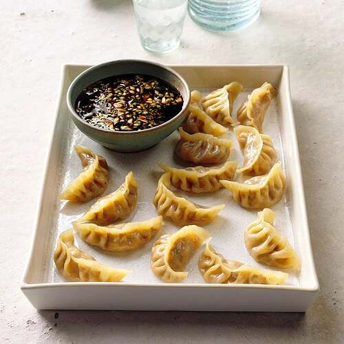 Chicken-Potstickers_EXPS_CHKBZ18_38049_B10_12_6b-2